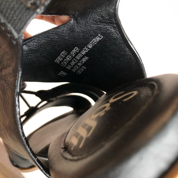 {Söfft} Black Leather Sandals - Picture 3 of 7